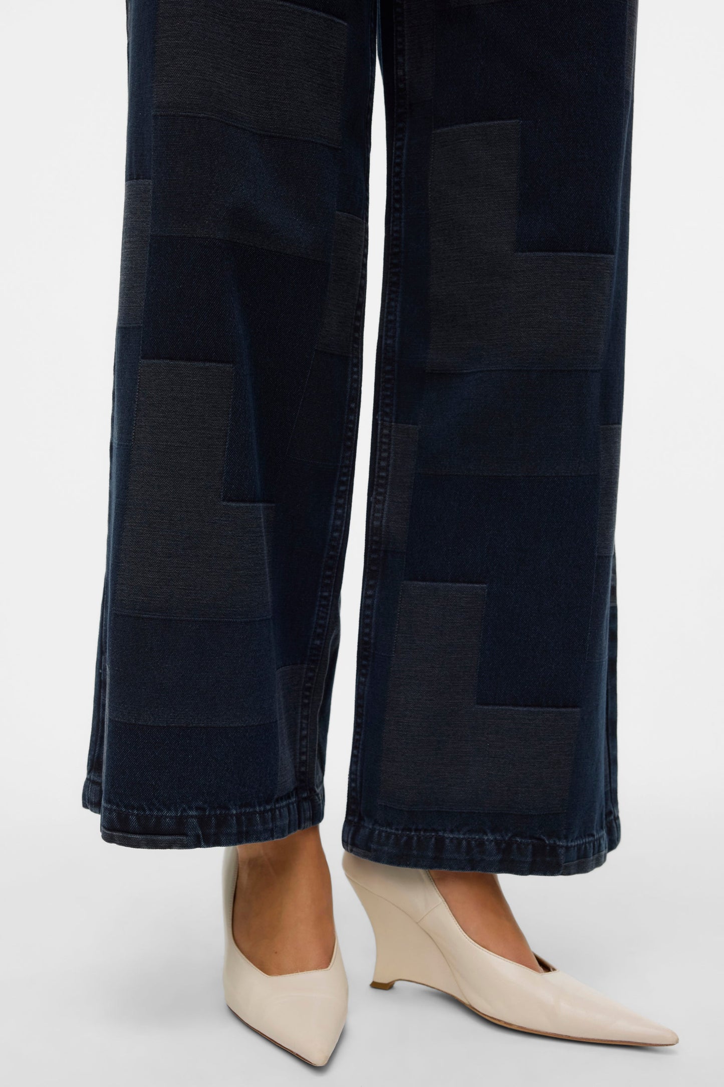 Donkerblauwe Wijdere Jeans van VERO MODA®