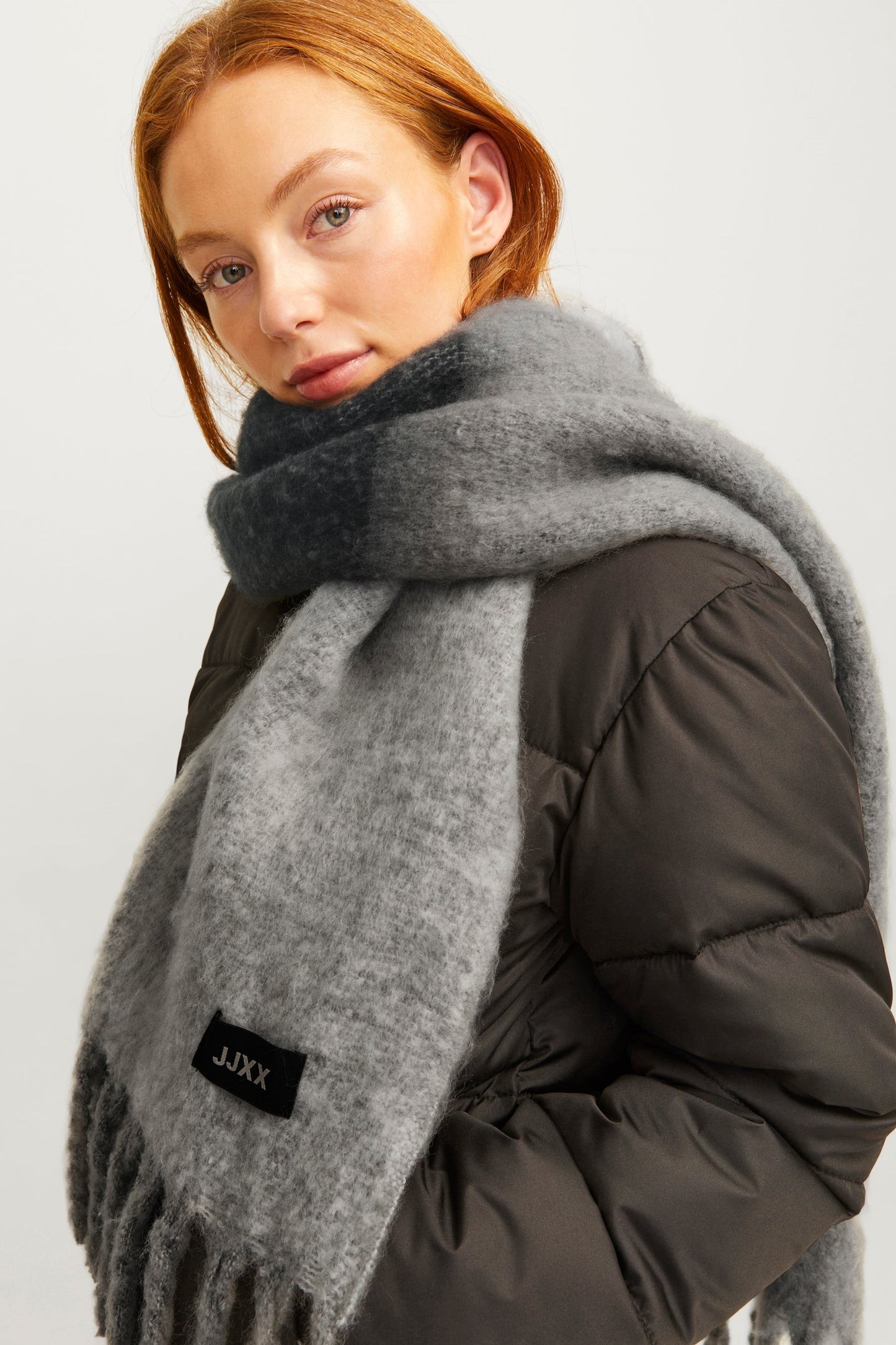 Grijze Winter Sjaal