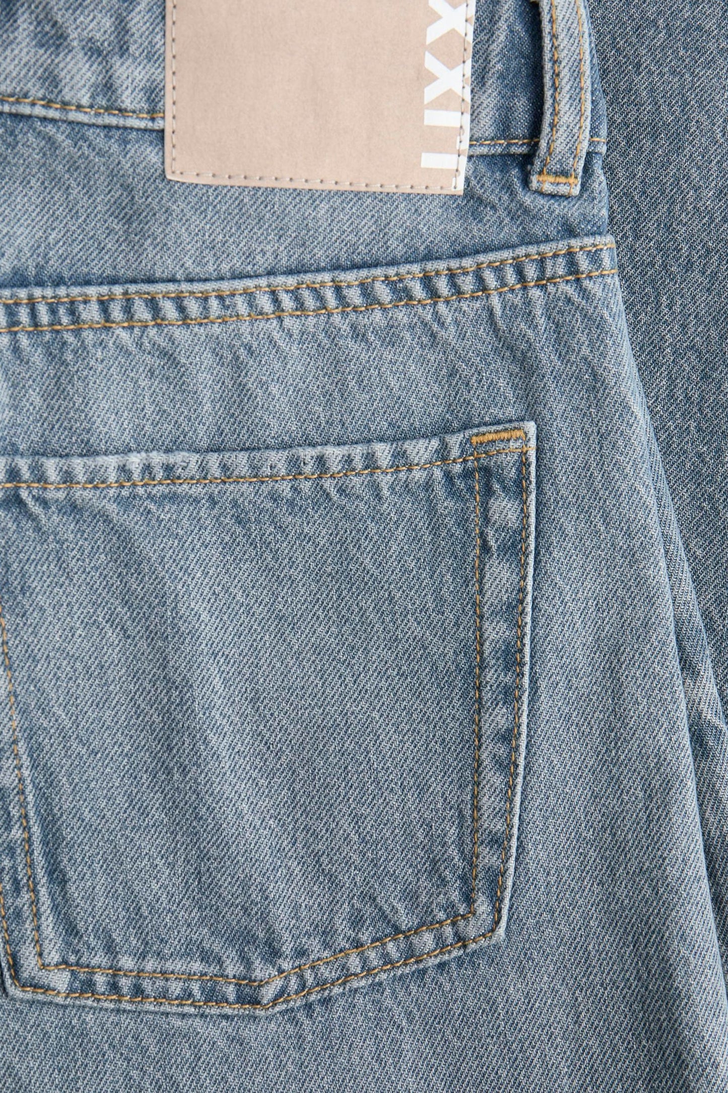 FUJI - Lichtblauwe Denim