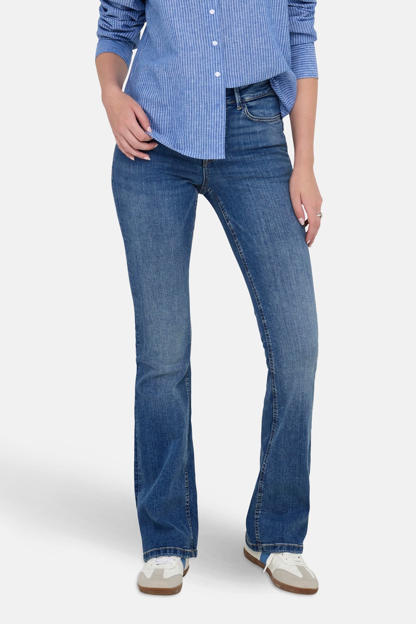 FINA - Light Blue Denim