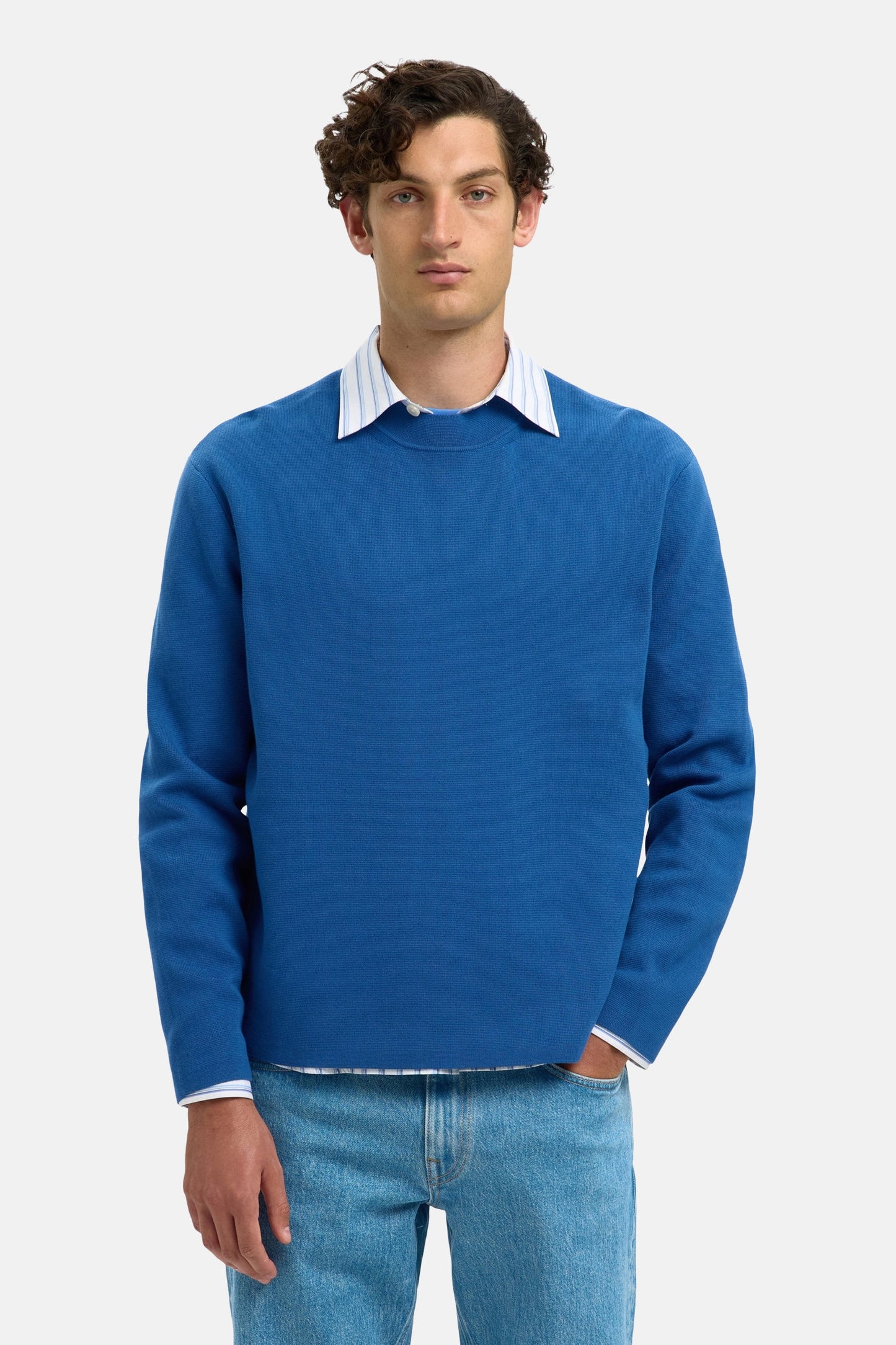 Blauwe trui met ronde hals
