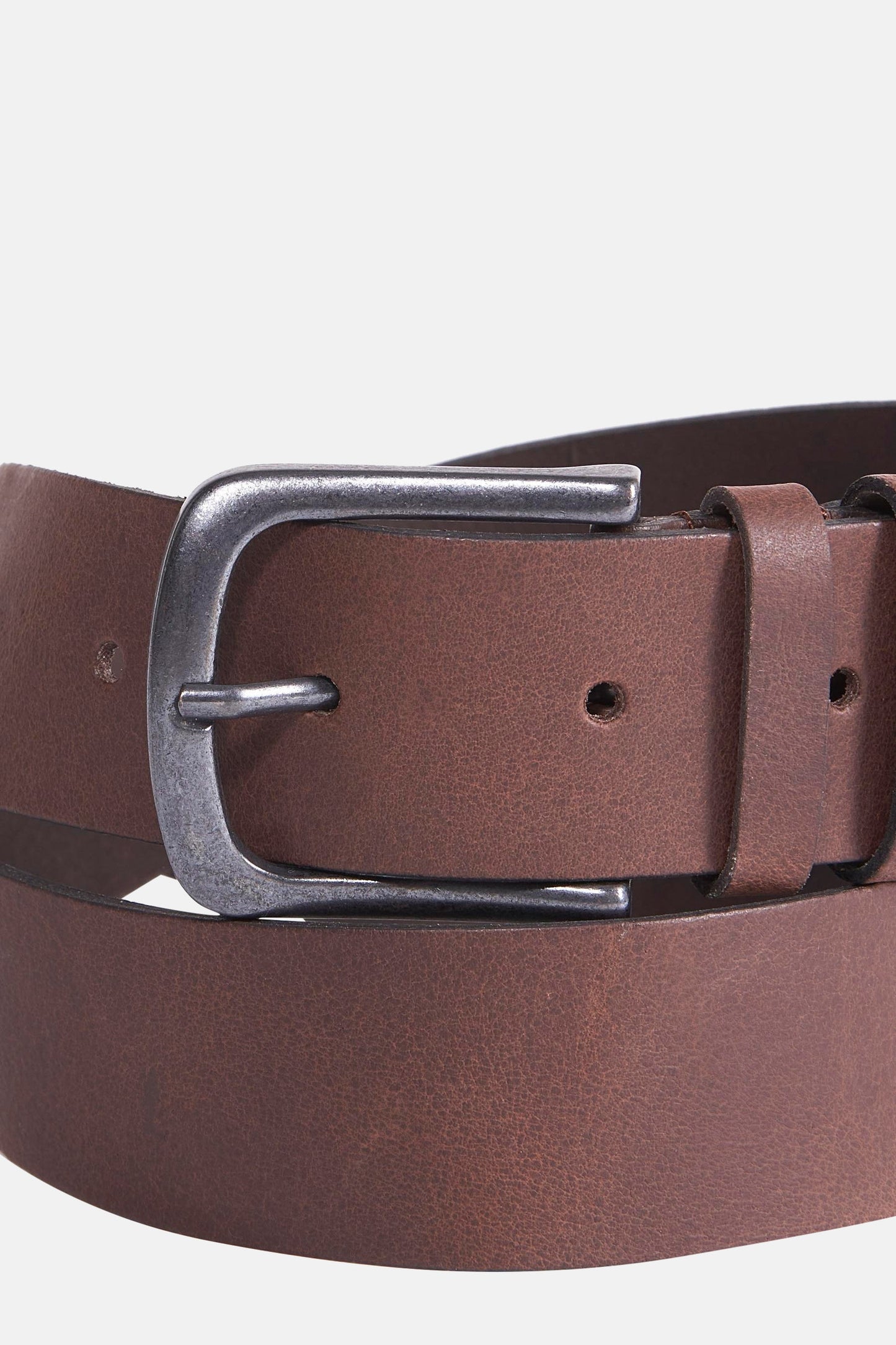 Riem - Bruin" can be rewritten as "Brown Belt - Riem.