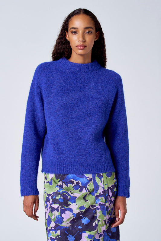 Blauwe trui met ronde hals