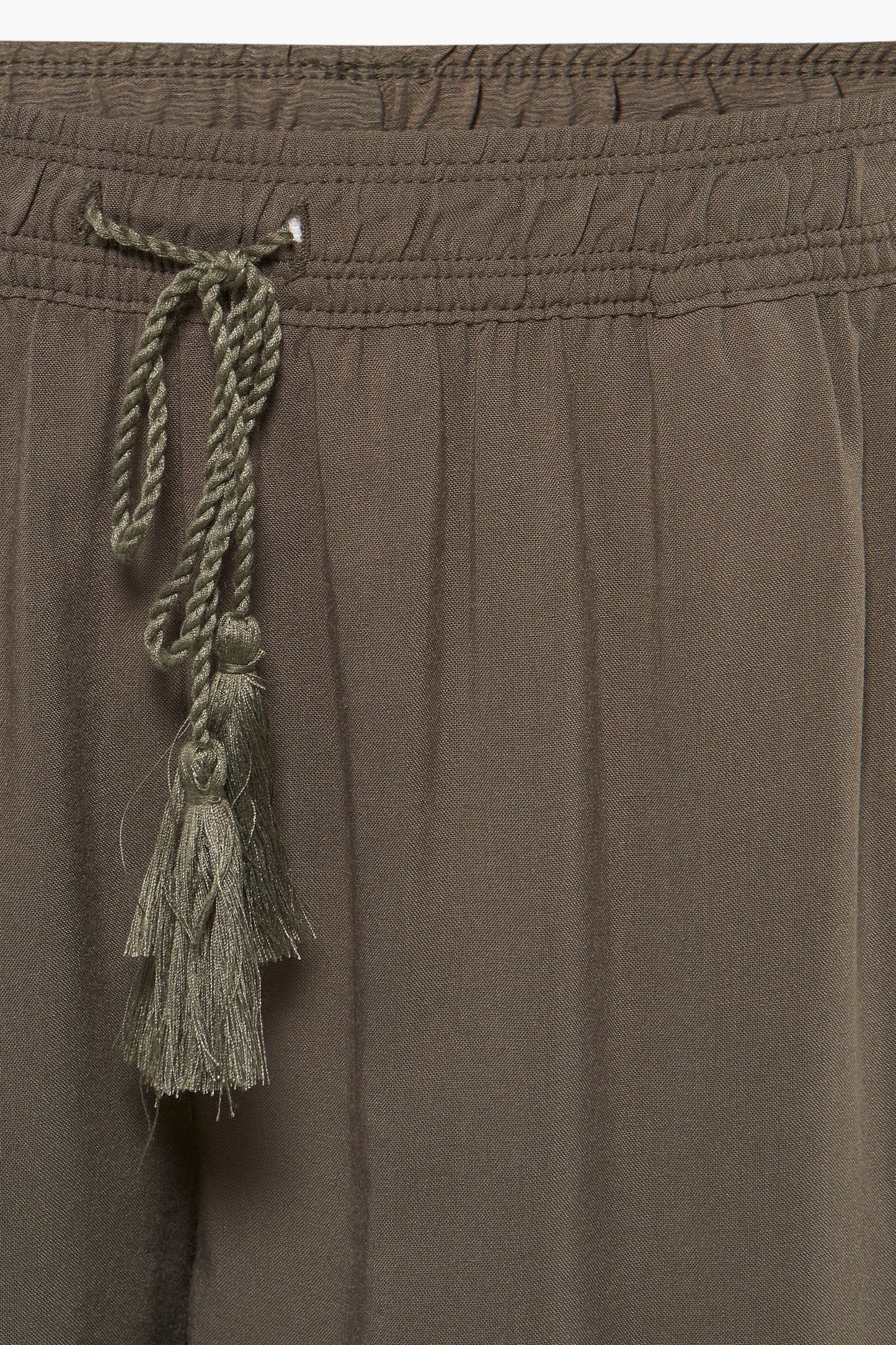 Groene Korte Broek