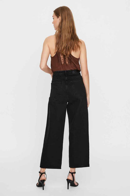 Black Wide-Leg Jeans
