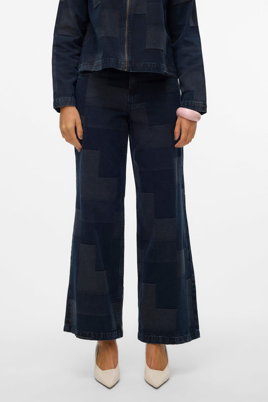 Donkerblauwe Wijdere Jeans van VERO MODA®