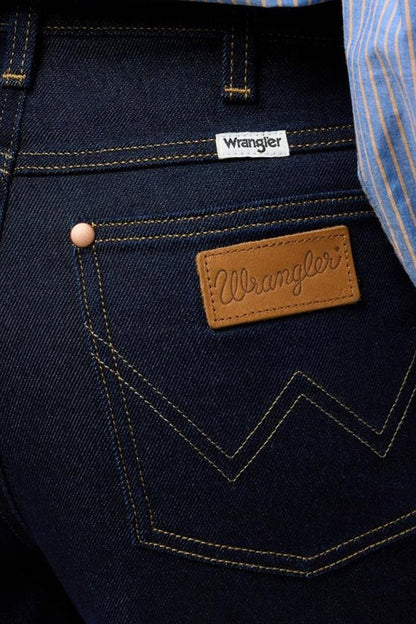 Wrangler® Donkerblauwe Wijdere Jeans van Denim