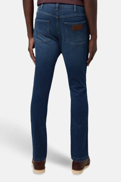 Wrangler® Donkerblauwe Tapered Jeans van Denim