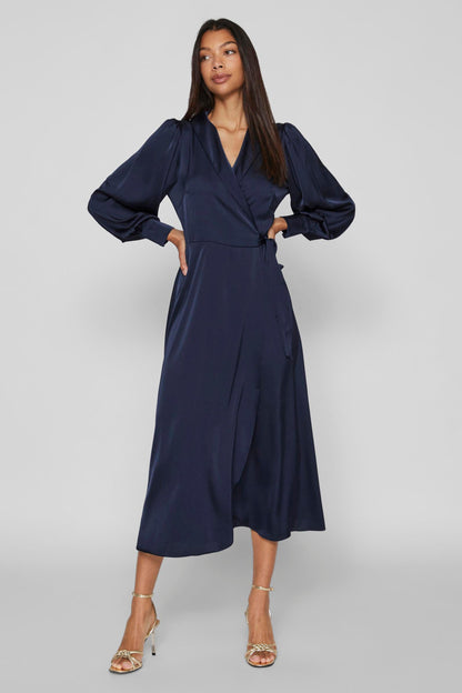 Lang Blauw Kleedje
