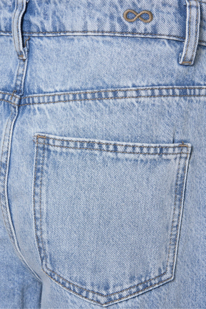 CARINA - Lichtblauwe Denim Jeans