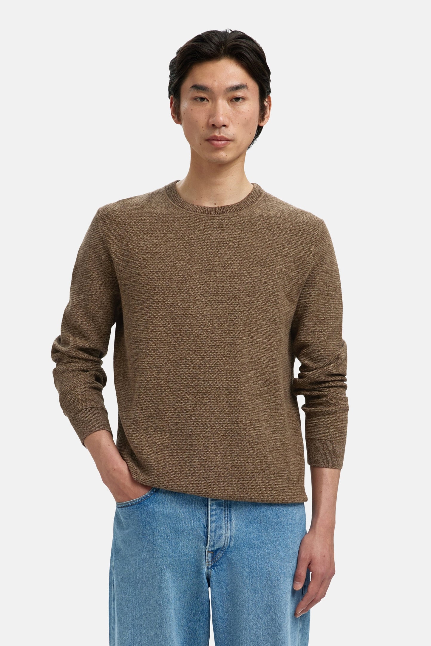 Pul met ronde hals - bruin