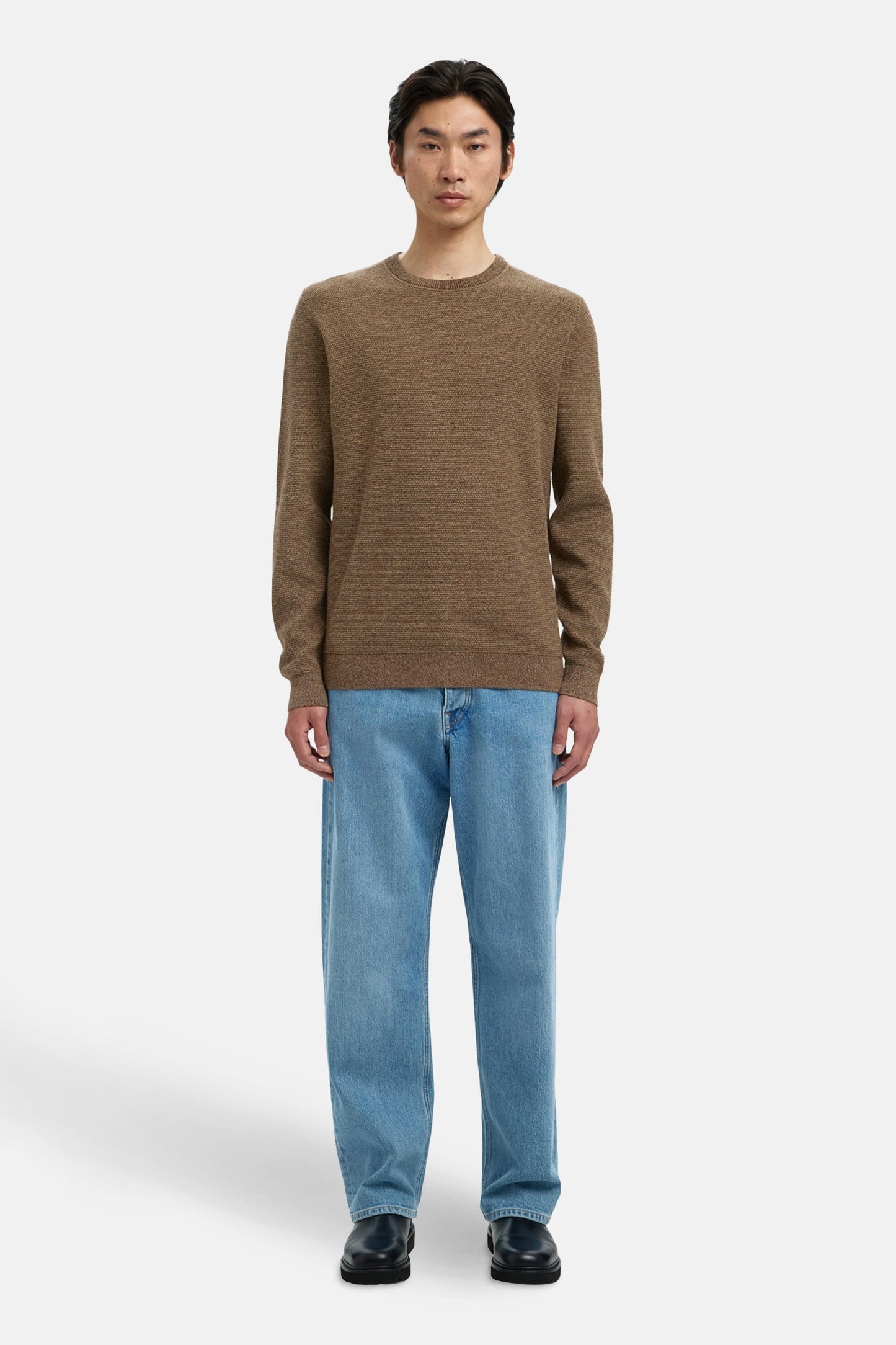 Pul met ronde hals - bruin