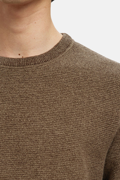 Pul met ronde hals - bruin
