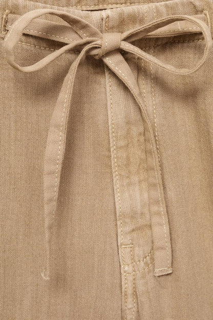 Beige Gekleurde Jeans