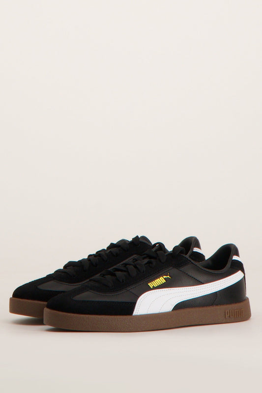 Black Sneakers