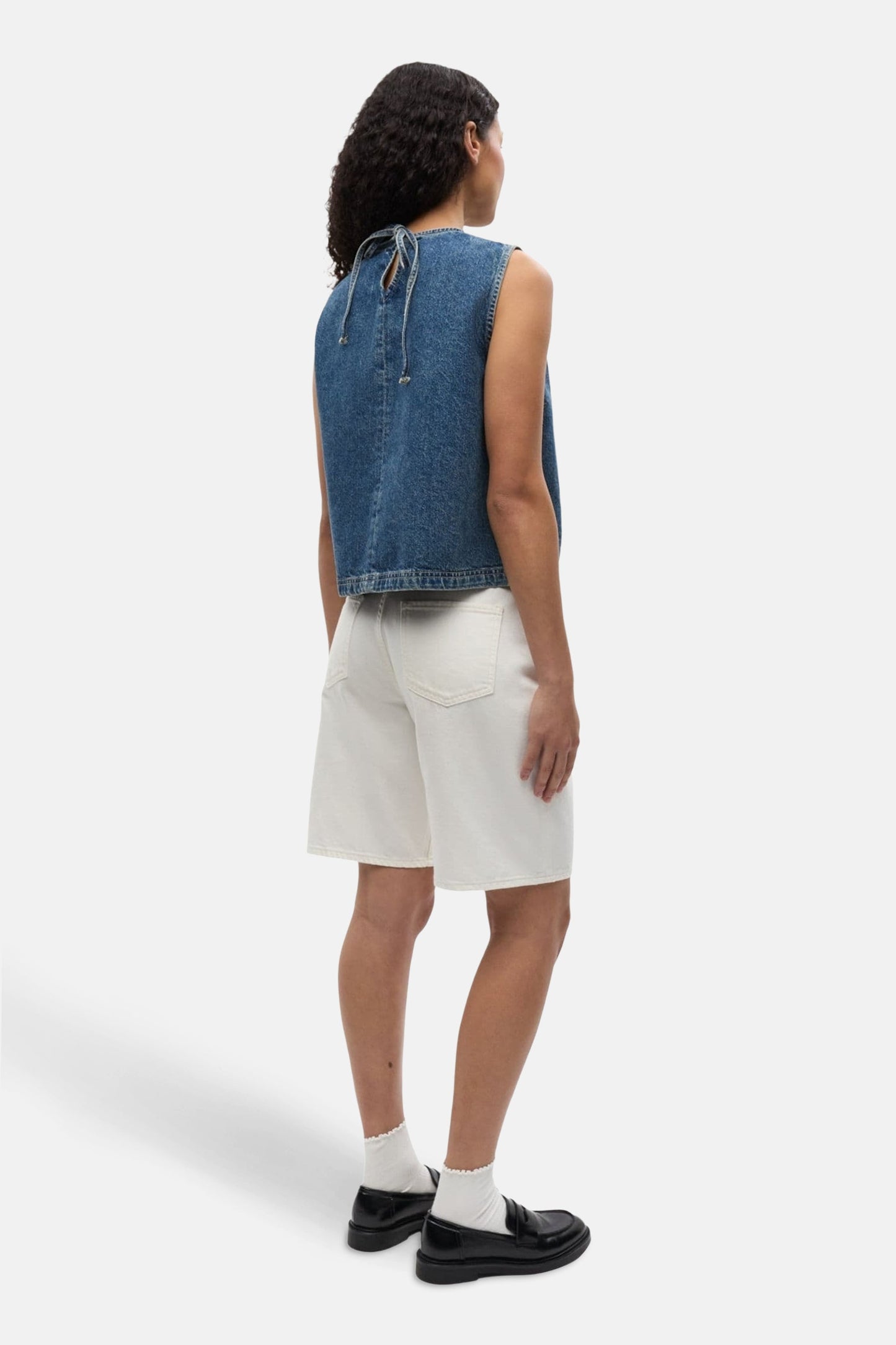 White Kort