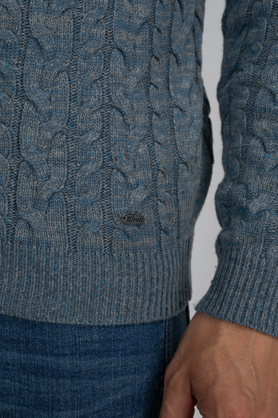 Blauwe trui met ronde hals